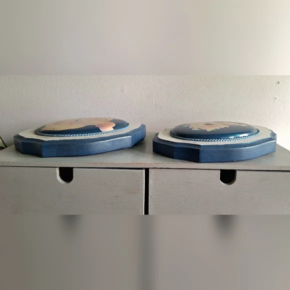 Two Pierrot frames - Picture 9 of 10